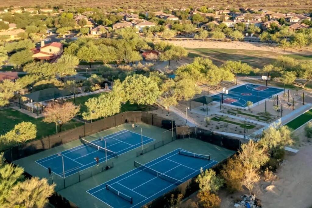 Phoenix Home With Heated Pool, Desert Views & Hot Tub Anthem Екстериор снимка